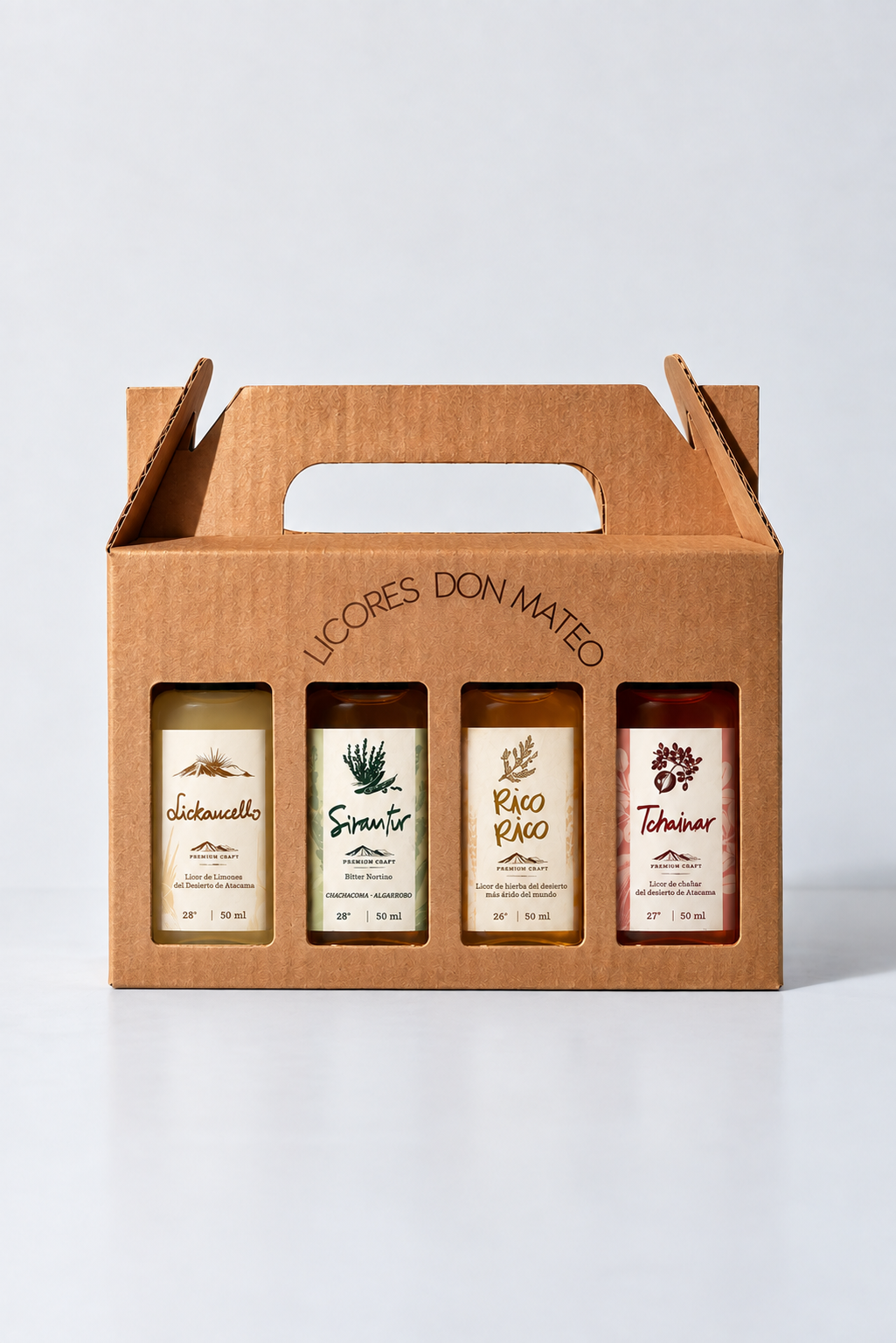 Caja de regalo con cuatro frascos de 50 ml de Licores Don Mateo